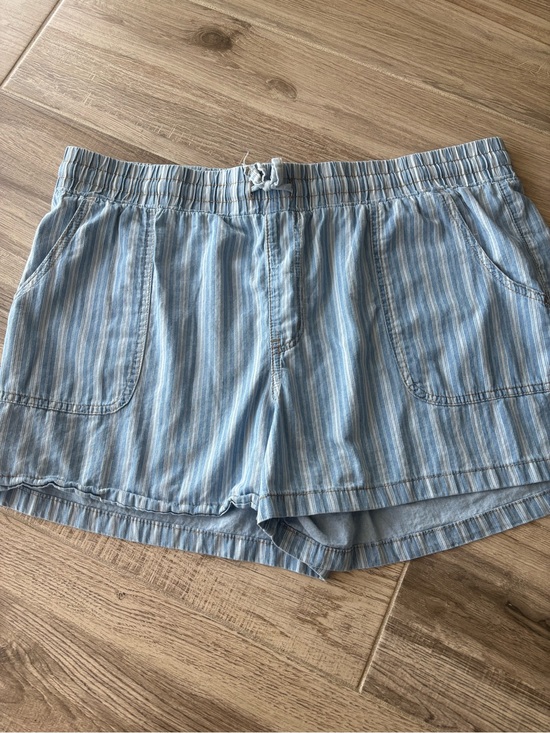 Maurices Pants - Maurices Light Blue & White Striped High Waist Shorts size XL